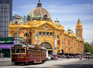 Iconic Flinders Street Station Melbourne shutterstock 123187171