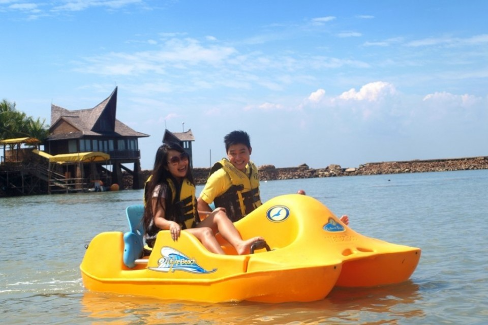 Batam View Beach Resort Pedal Boat