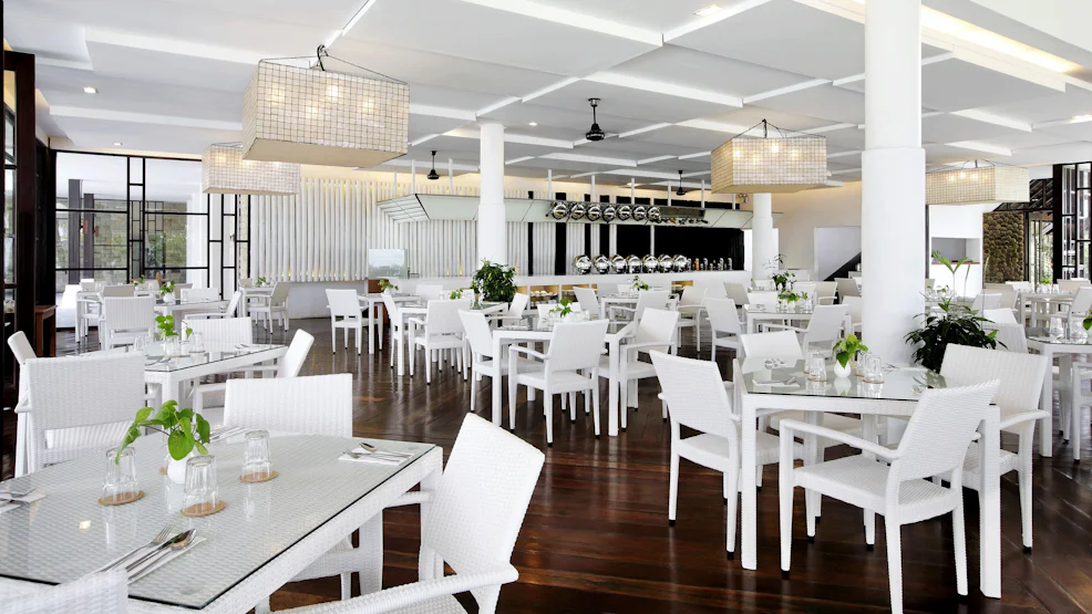 Turi Beach Resort Taming Sari Restaurant